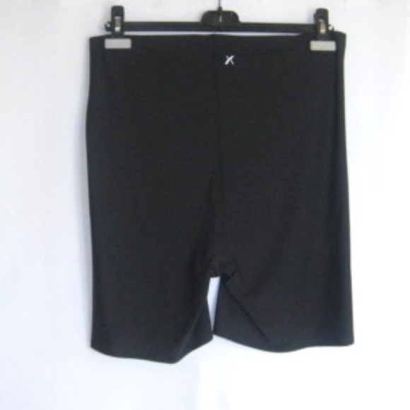 Knix Thigh Saver 6" Inseam - Picture 6 of 8